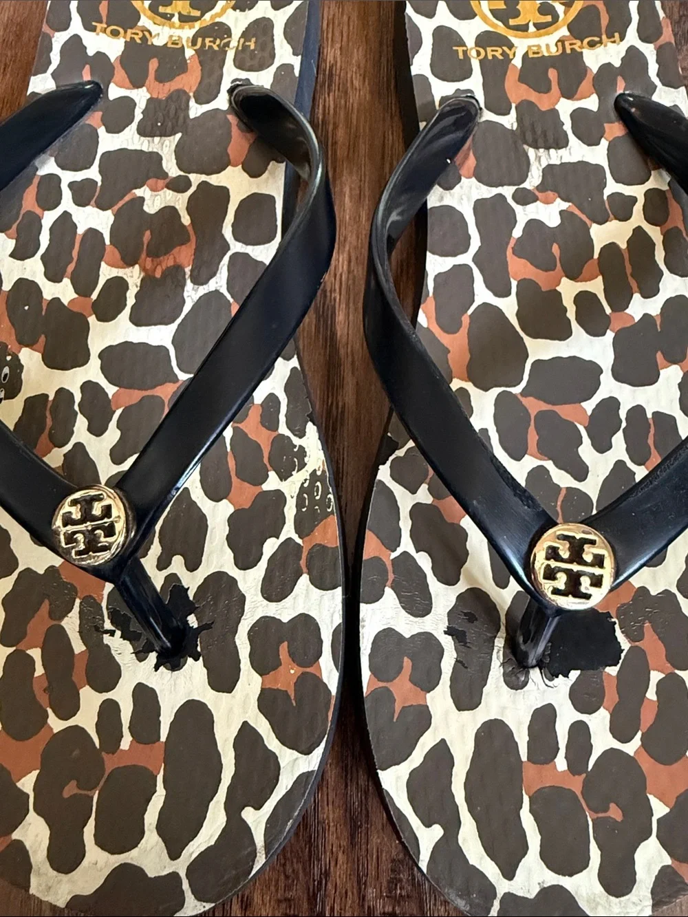 Tory Burch Leopard Print Flip Flops Logo, size 8